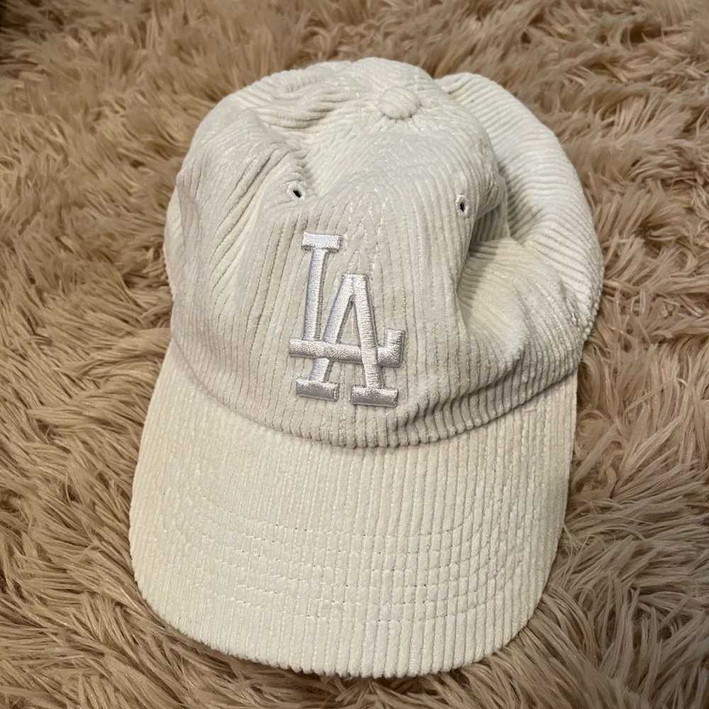 Urban Outfitters Cream Corduroy LA Logo Baseball Cap
